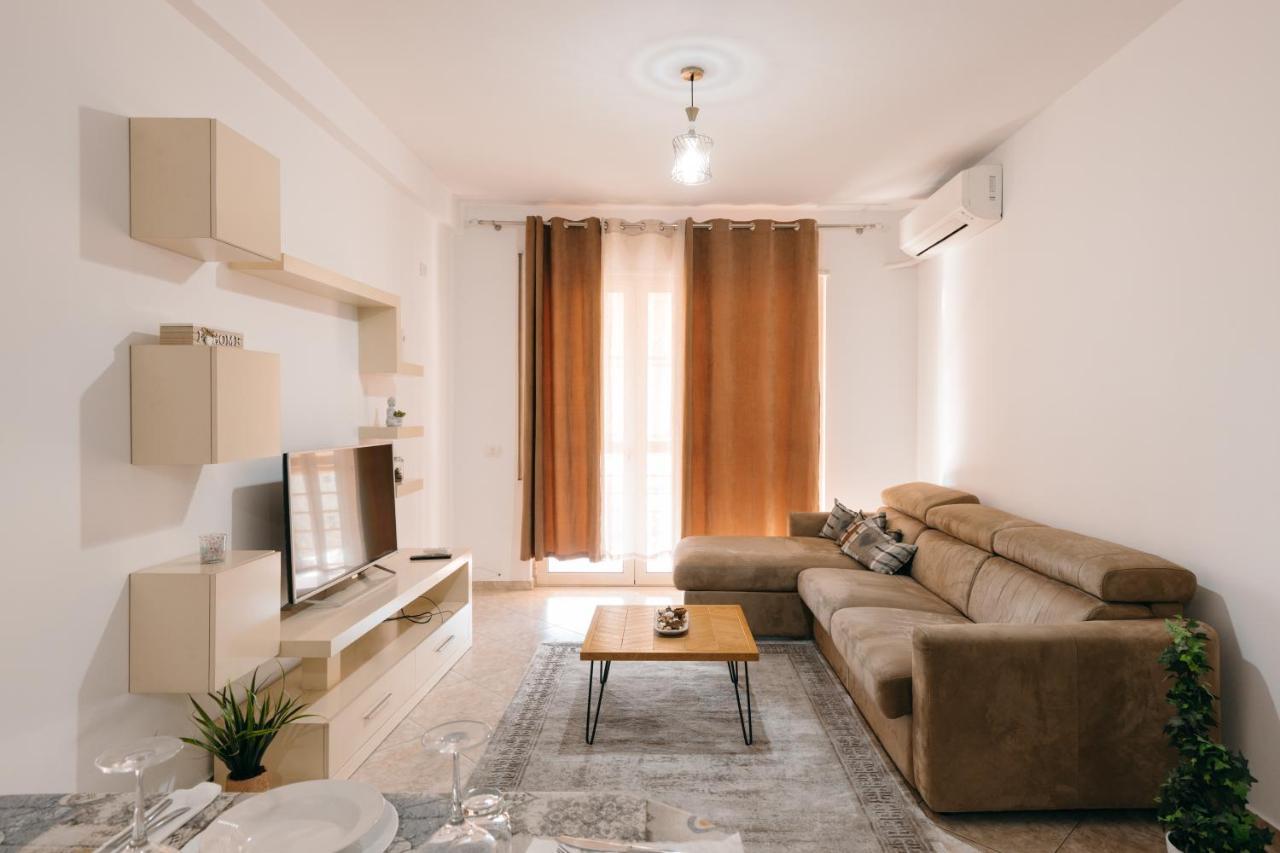 Rs Place 1-Bedroom Apartment Тирана Экстерьер фото
