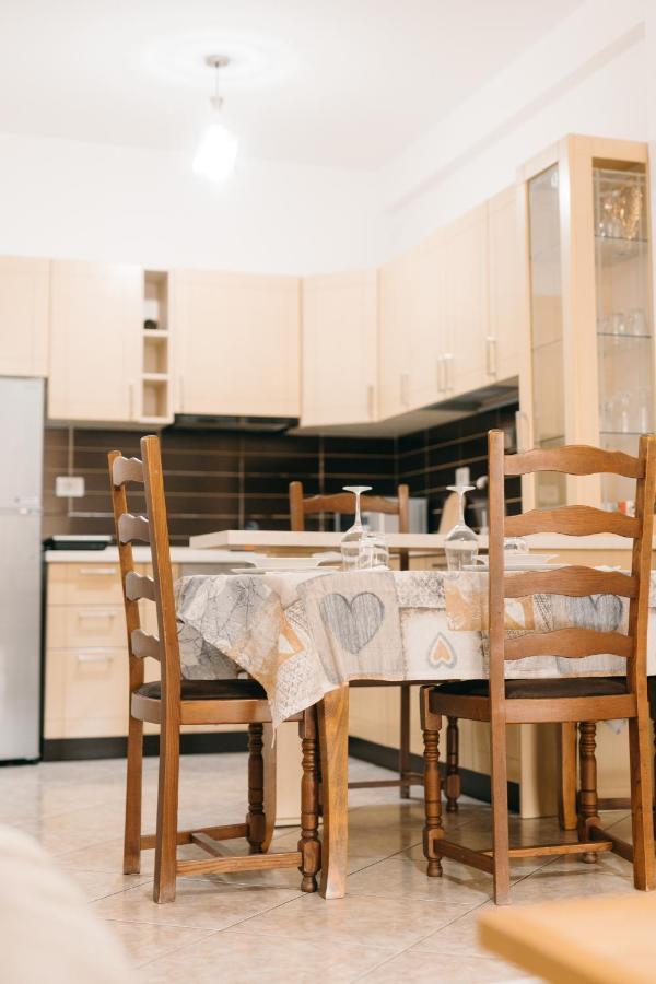 Rs Place 1-Bedroom Apartment Тирана Экстерьер фото