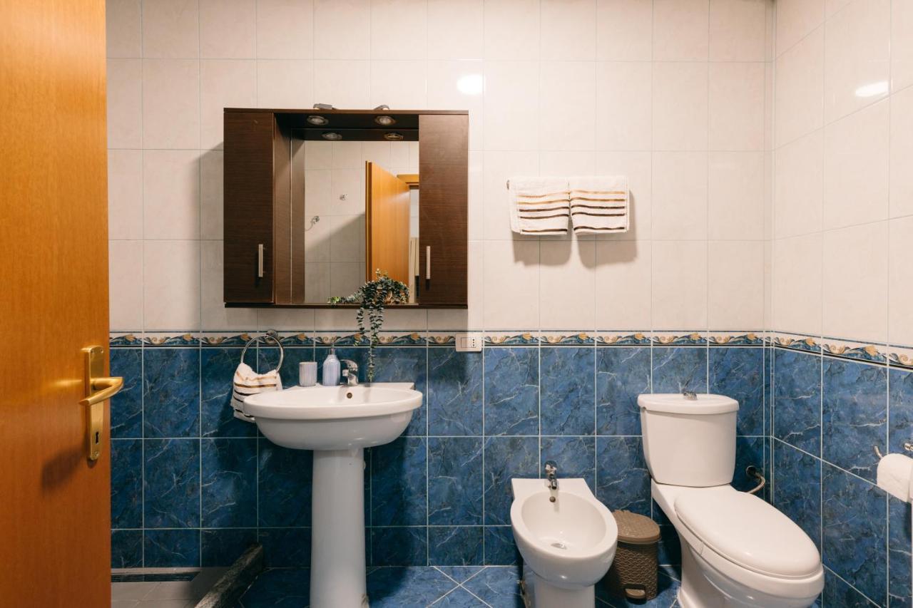 Rs Place 1-Bedroom Apartment Тирана Экстерьер фото