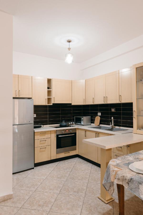 Rs Place 1-Bedroom Apartment Тирана Экстерьер фото