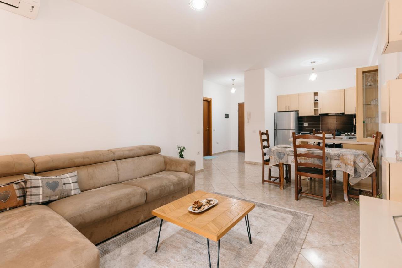 Rs Place 1-Bedroom Apartment Тирана Экстерьер фото